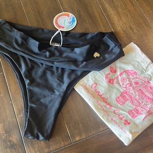 NWT High Waisted Bikini Bottoms